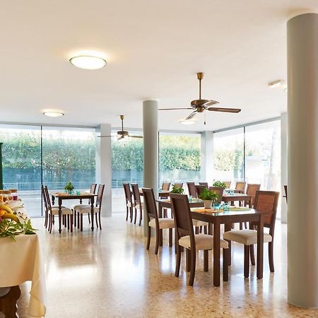 G/Hotel Lignano لينانو سابيادورو المظهر الخارجي الصورة